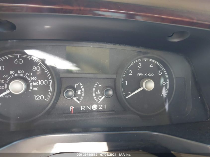 2006 Lincoln Town Car Signature VIN: 1LNHM81W56Y620311 Lot: 39795582