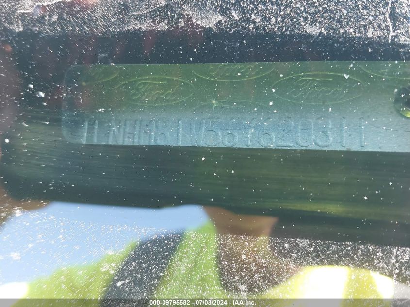 2006 Lincoln Town Car Signature VIN: 1LNHM81W56Y620311 Lot: 39795582