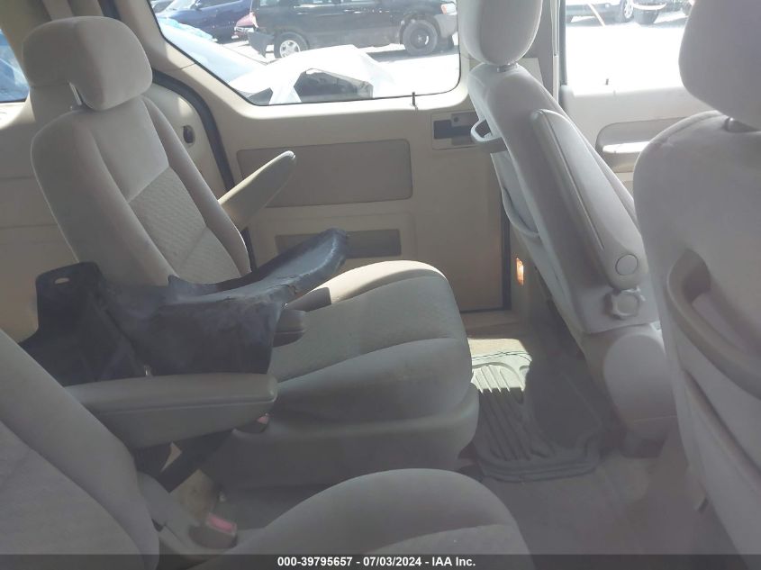 2004 Ford Freestar Sel VIN: 2FMZA52214BA02744 Lot: 39795657