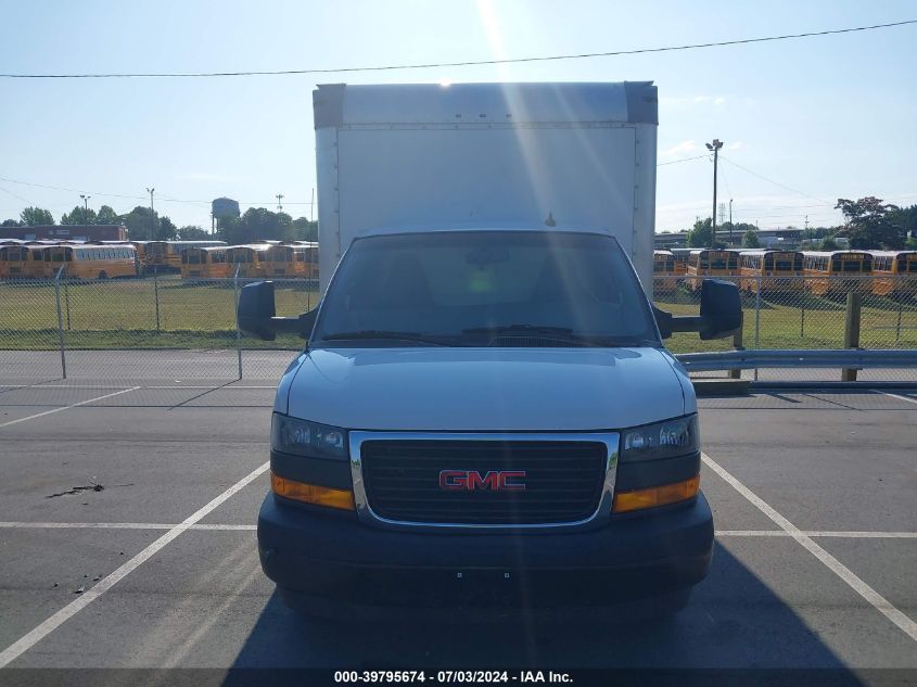 2018 GMC Savana Cutaway G3500 VIN: 1GD07RFP1J1302313 Lot: 39795674