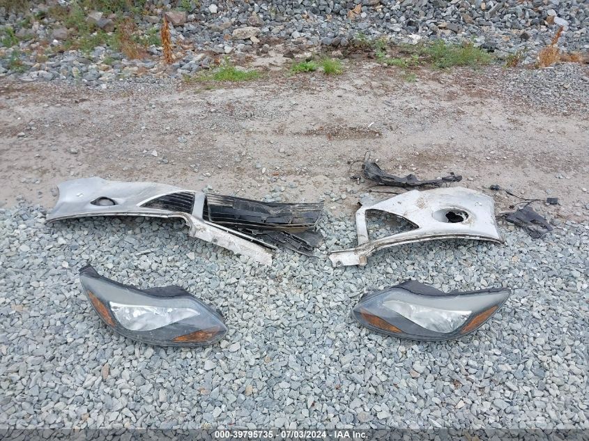 2012 Ford Focus Titanium VIN: 1FAHP3N25CL389575 Lot: 39795735