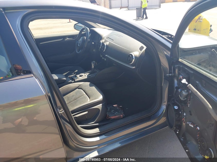 2016 Audi A3 1.8T Premium VIN: WAUA7GFF7G1022051 Lot: 39795953