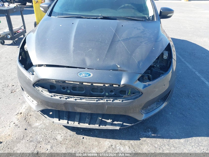 2016 Ford Focus Se VIN: 1FADP3KE3GL225714 Lot: 39795999