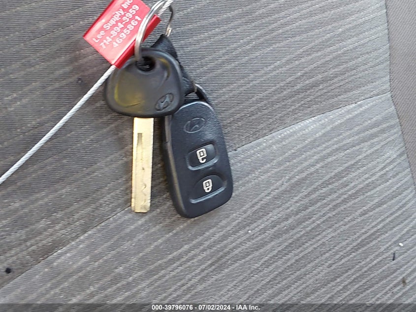 2017 Hyundai Accent Se VIN: KMHCT4AE6HU357477 Lot: 39796076