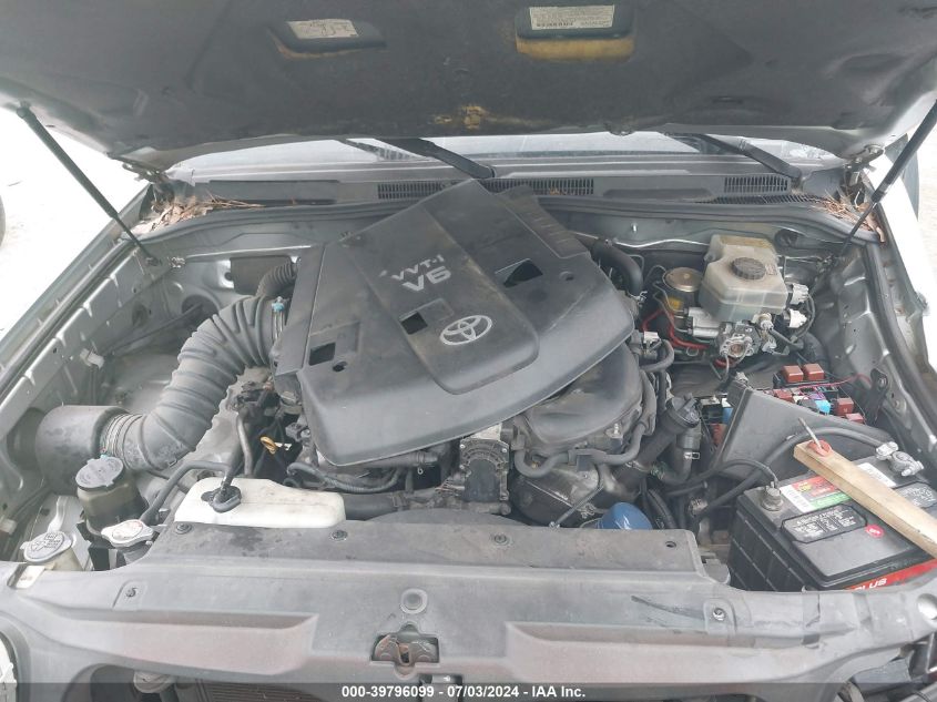 2003 Toyota 4Runner Sr5/Sport VIN: JTEZU14R938007749 Lot: 39796099