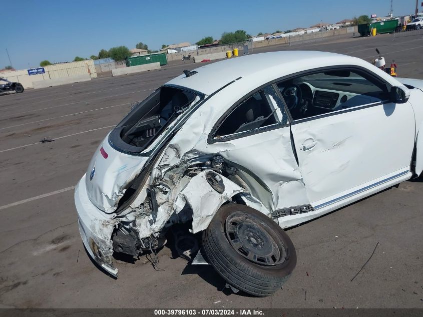 2014 Volkswagen Beetle 1.8T VIN: 3VWJ17AT5EM639141 Lot: 39796103