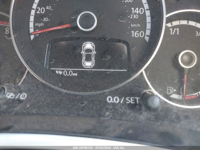 2014 VOLKSWAGEN BEETLE 1.8T - 3VWJ17AT5EM639141