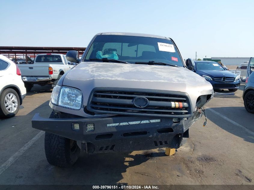 2000 Toyota Tundra Sr5 V8 VIN: 5TBBT4410YS011611 Lot: 39796151