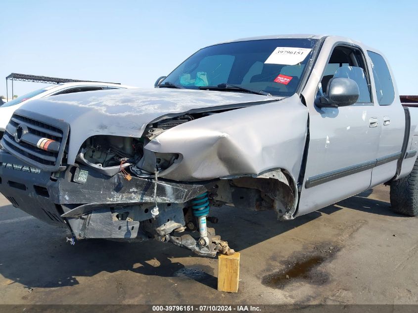 2000 Toyota Tundra Sr5 V8 VIN: 5TBBT4410YS011611 Lot: 39796151