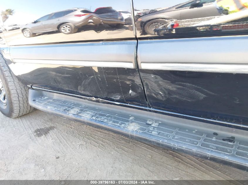 2004 Chevrolet Tahoe Lt VIN: 1GNEC13T94R147614 Lot: 39796163