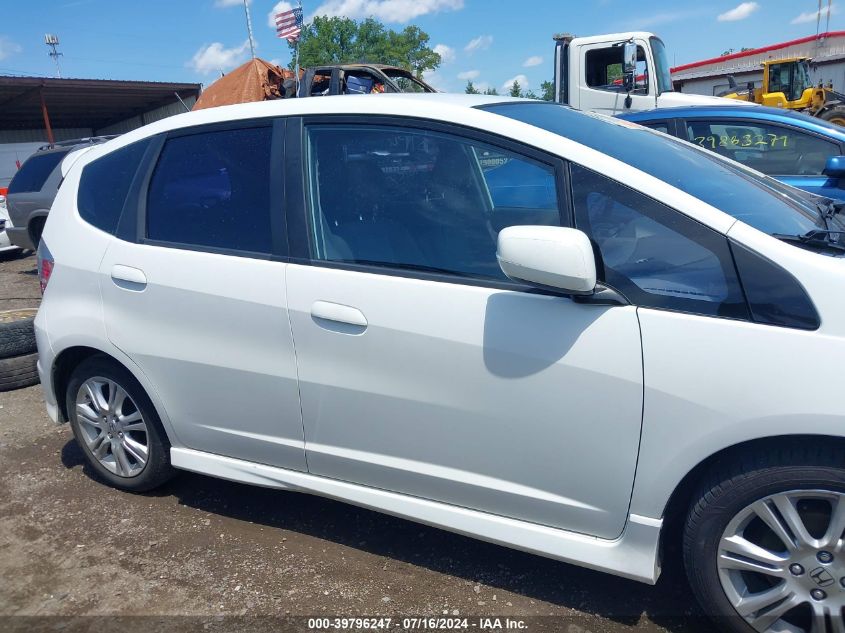 2011 Honda Fit Sport VIN: JHMGE8H52BC012164 Lot: 39796247