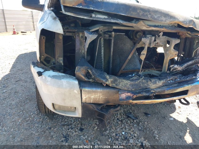 2008 Chevrolet Silverado 1500 Lt1 VIN: 1GCEK19028E176457 Lot: 39796274