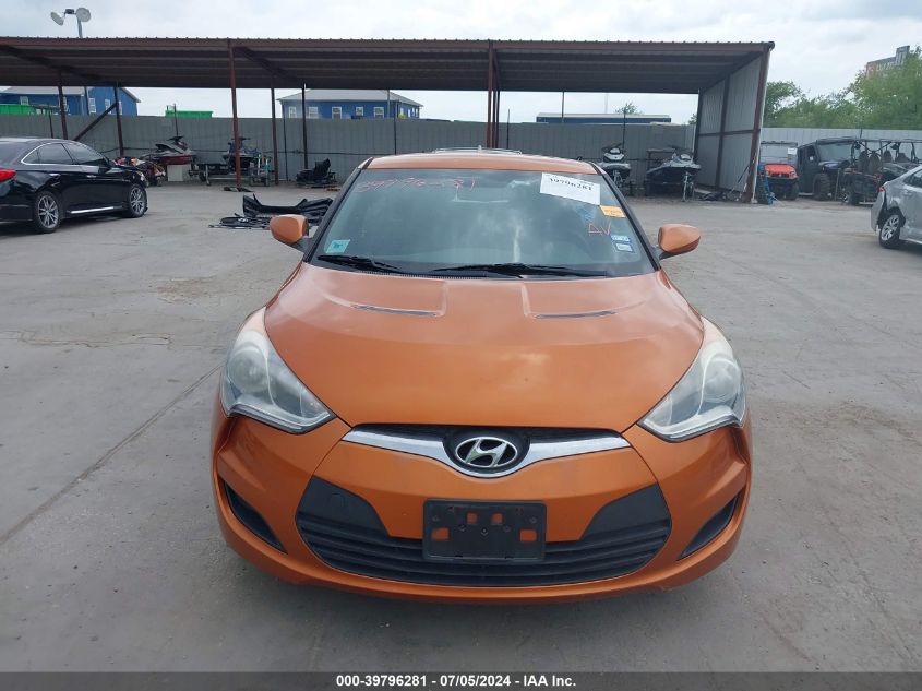 2013 Hyundai Veloster Base W/Black VIN: KMHTC6AD0DU087496 Lot: 39796281