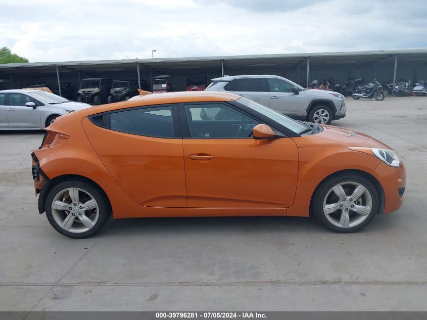 2013 Hyundai Veloster Base W/Black VIN: KMHTC6AD0DU087496 Lot: 39796281