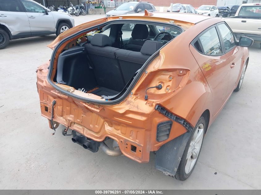 2013 Hyundai Veloster Base W/Black VIN: KMHTC6AD0DU087496 Lot: 39796281