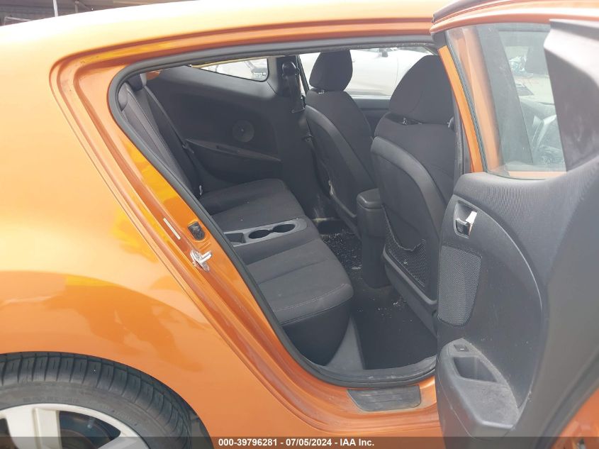 2013 Hyundai Veloster Base W/Black VIN: KMHTC6AD0DU087496 Lot: 39796281