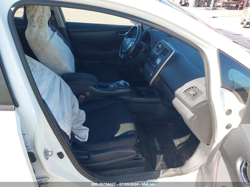 2015 Nissan Leaf S/Sv/Sl VIN: 1N4AZ0CP4FC306392 Lot: 39796427