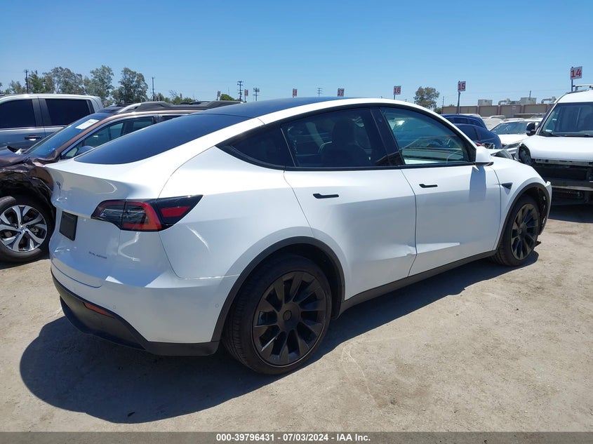 VIN 5YJYGDEE4LF058564 2020 TESLA MODEL Y LONG RANGE DUAL MOTOR ALL-WHEEL DRIVE