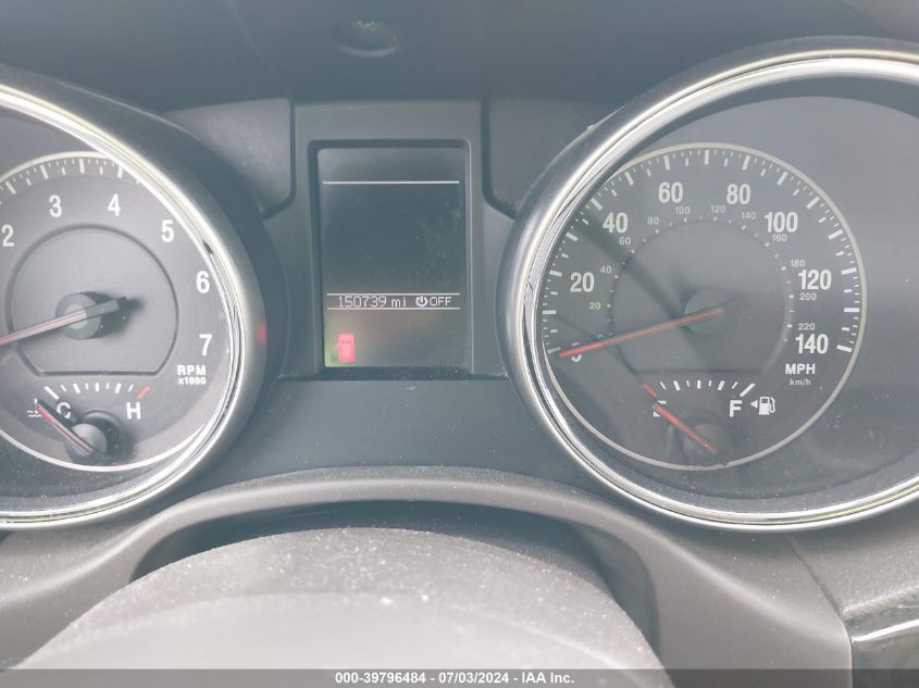 2011 Jeep Grand Cherokee Laredo VIN: 1J4RR4GGXBC736737 Lot: 39796484