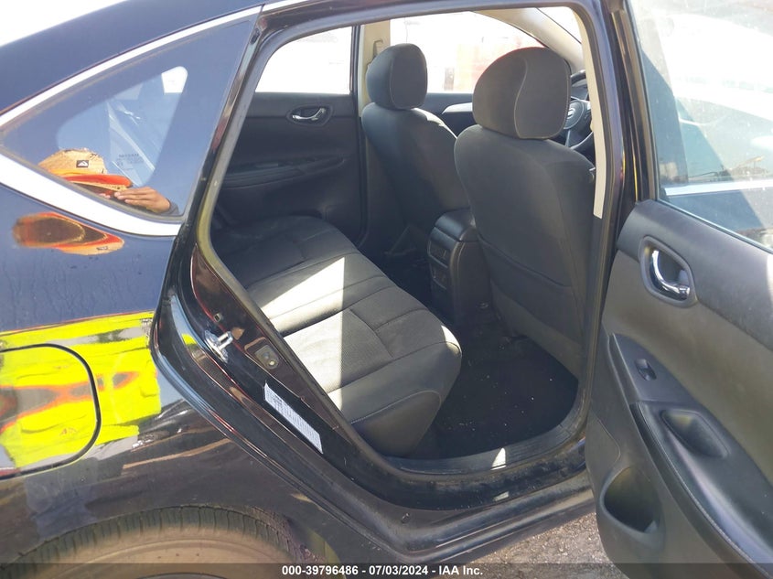 2018 Nissan Sentra S VIN: 3N1AB7AP4JY242433 Lot: 39796486