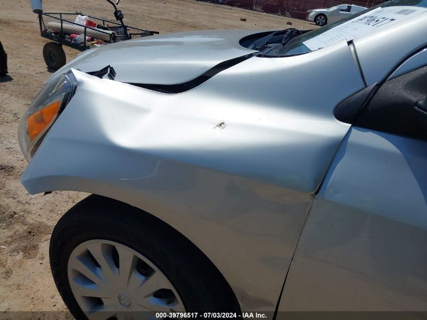 2015 Nissan Versa 1.6 S+ VIN: 3N1CN7AP5FL808930 Lot: 39796517