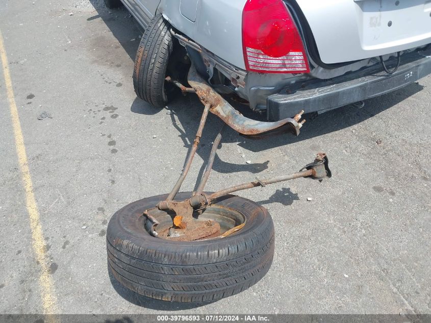 2005 Hyundai Elantra Gls/Gt VIN: KMHDN46D75U168251 Lot: 39796593