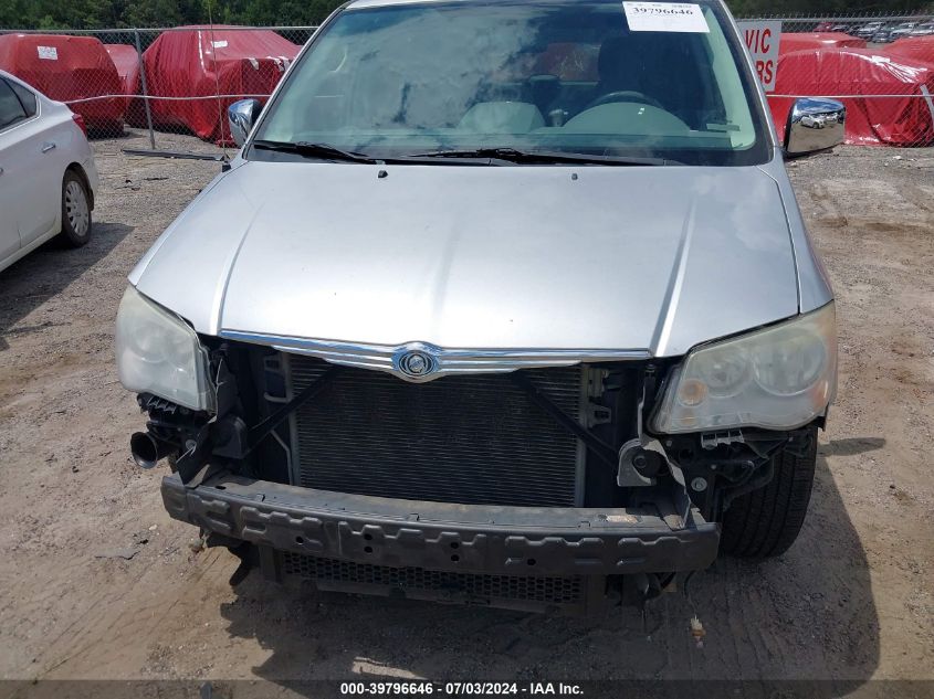 2010 Chrysler Town & Country Touring VIN: 2A4RR5D17AR249667 Lot: 39796646