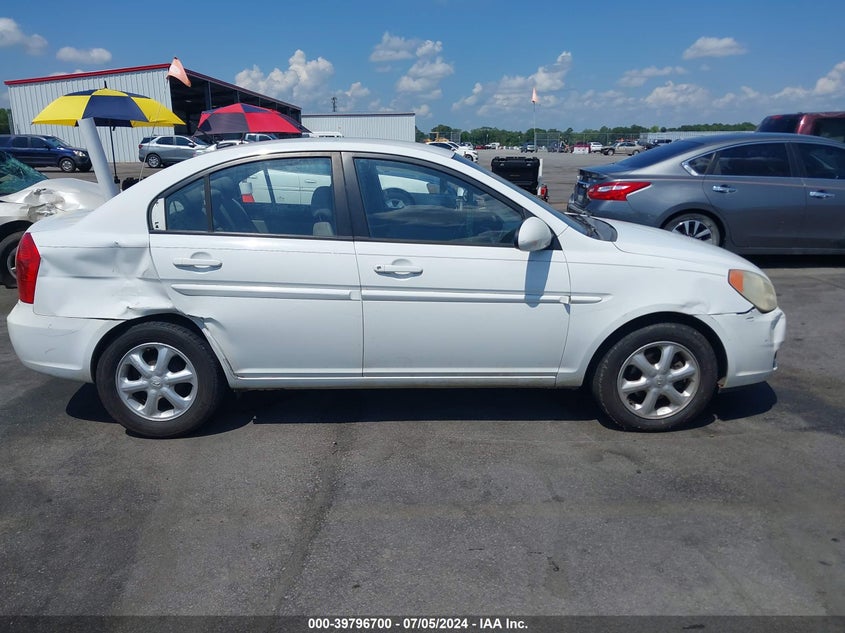 2008 Hyundai Accent Gls VIN: KMHCN46CX8U232516 Lot: 39796700