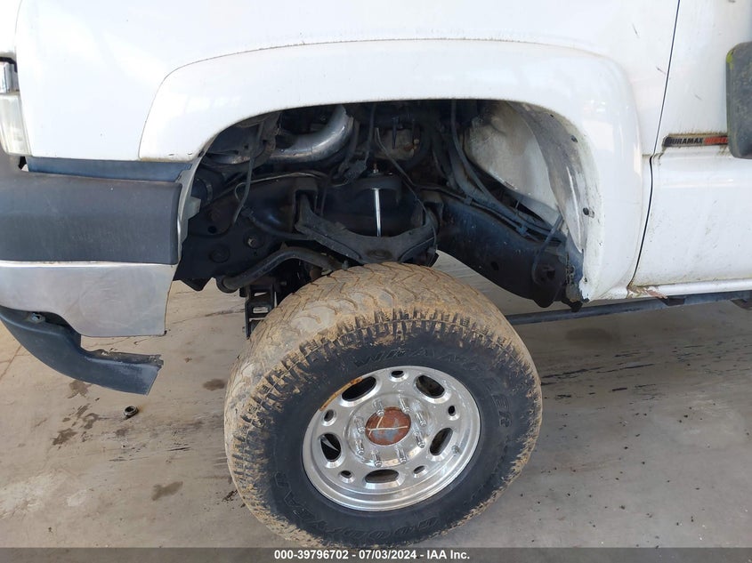 2003 Chevrolet Silverado 2500Hd Lt VIN: 1GCHK29153E261782 Lot: 39796702