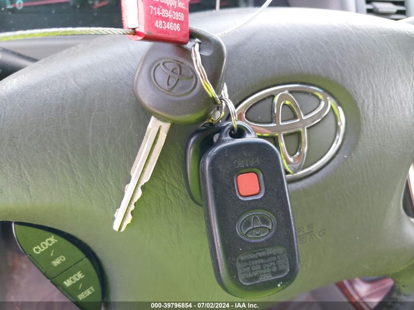 2004 Toyota Camry Xle VIN: 4T1BE32K24U300935 Lot: 39796854