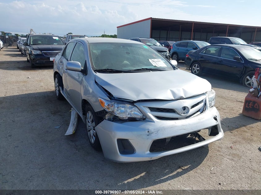 2013 TOYOTA COROLLA S/LE - 5YFBU4EE6DP137559