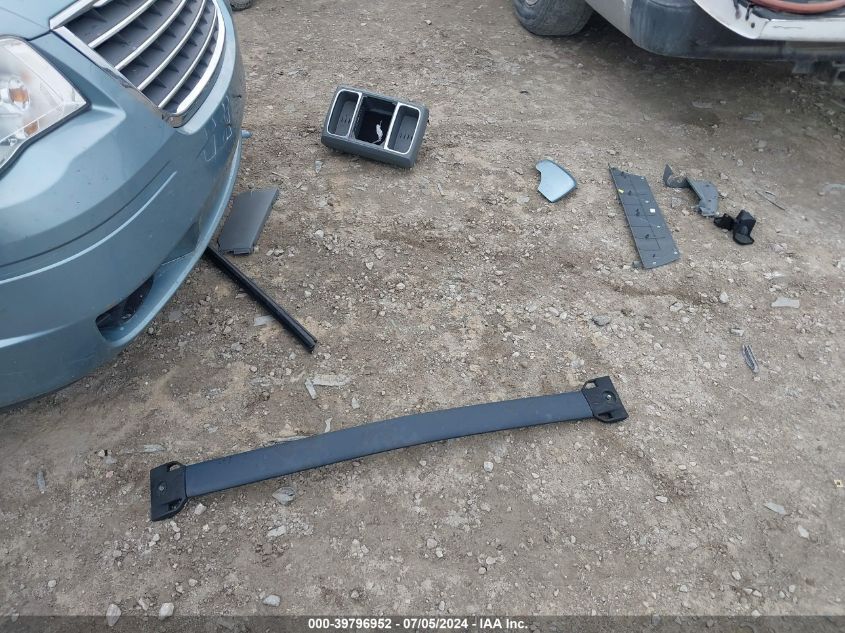 2008 Chrysler Town & Country Touring VIN: 2A8HR54PX8R791015 Lot: 39796952