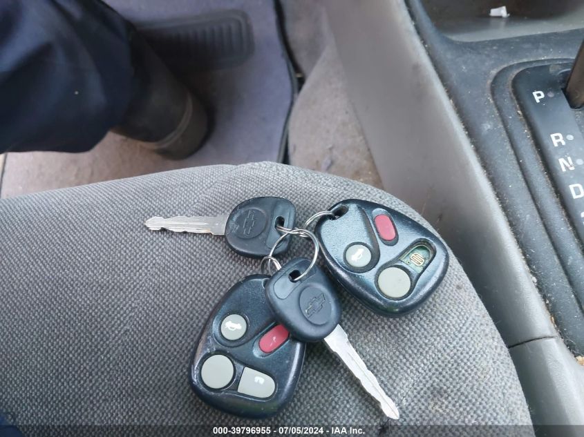 2003 Chevrolet Malibu VIN: 1G1ND52J63M707638 Lot: 39796955