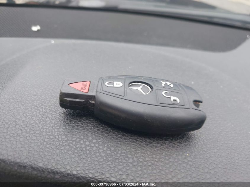 WDDGF54X49R045832 2009 Mercedes-Benz C 300