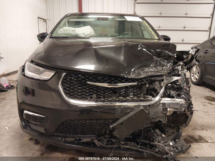 2022 Chrysler Pacifica Hybrid Touring L VIN: 2C4RC1L78NR184274 Lot: 39797016