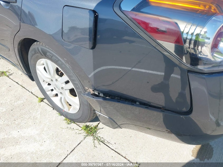 2010 Nissan Altima S VIN: 1N4AL2AP4AN410295 Lot: 39797087