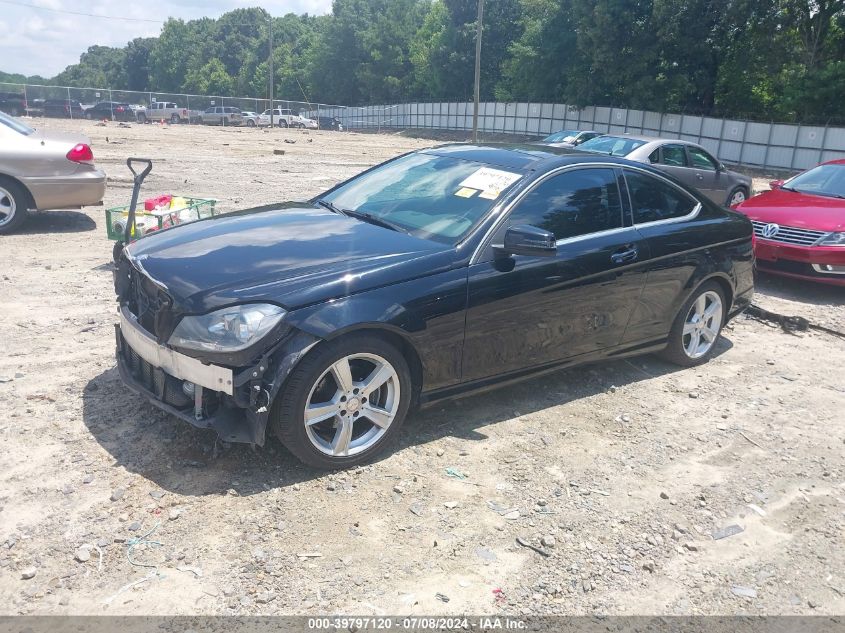 WDDGJ4HB6FG378449 2015 MERCEDES-BENZ C CLASS - Image 2