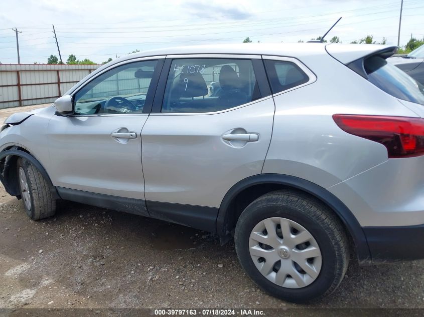 2018 Nissan Rogue Sport S VIN: JN1BJ1CP0JW158666 Lot: 39797163