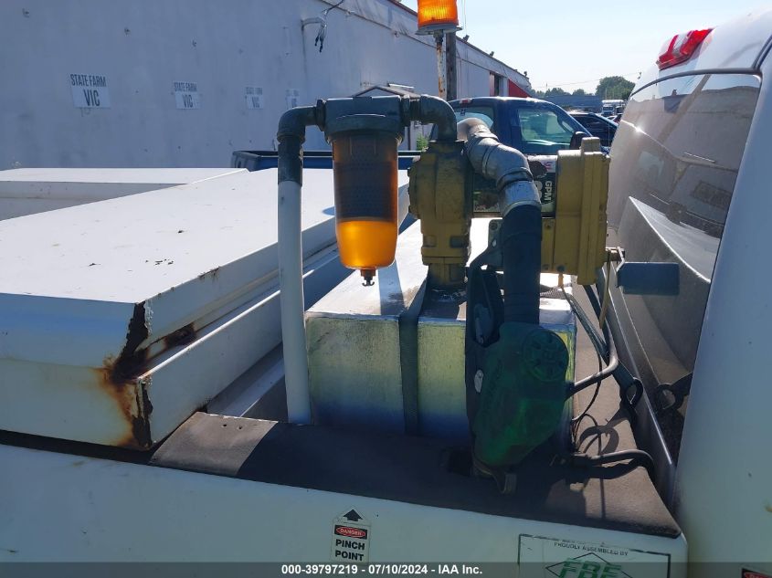 2010 Chevrolet Silverado 3500Hd Work Truck VIN: 1GC4KZB63AF131519 Lot: 39797219