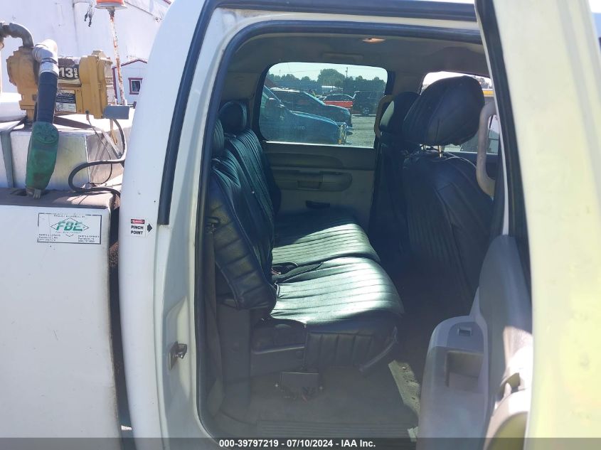 2010 Chevrolet Silverado 3500Hd Work Truck VIN: 1GC4KZB63AF131519 Lot: 39797219