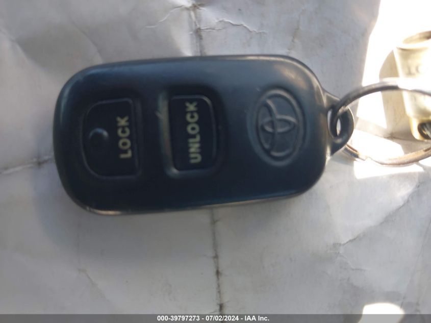 2004 Toyota Corolla Le VIN: 1NXBR32E74Z324775 Lot: 39797273