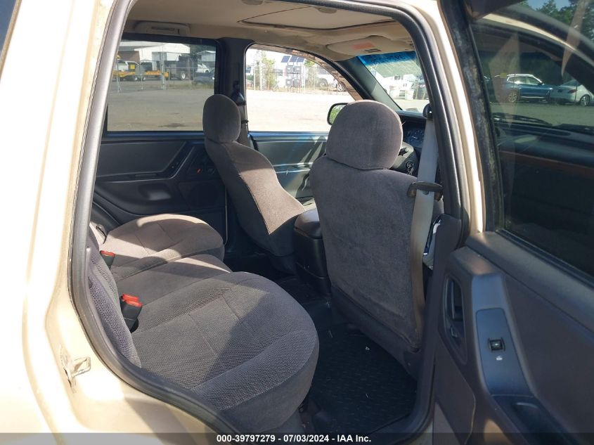 1999 Jeep Grand Cherokee Laredo VIN: 1J4GW58S6XC570037 Lot: 39797279