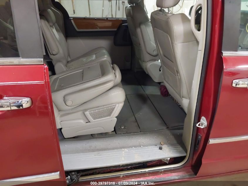 2008 Chrysler Town & Country Limited VIN: 2A8HR64X18R624175 Lot: 39797318