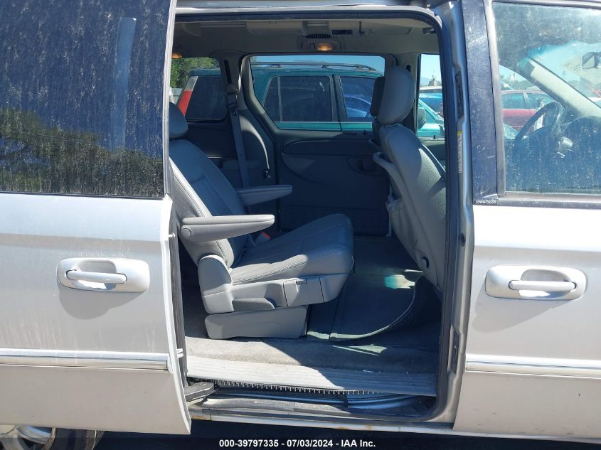 2005 Chrysler Town & Country Touring VIN: 2C4GP54L55R313618 Lot: 39797335