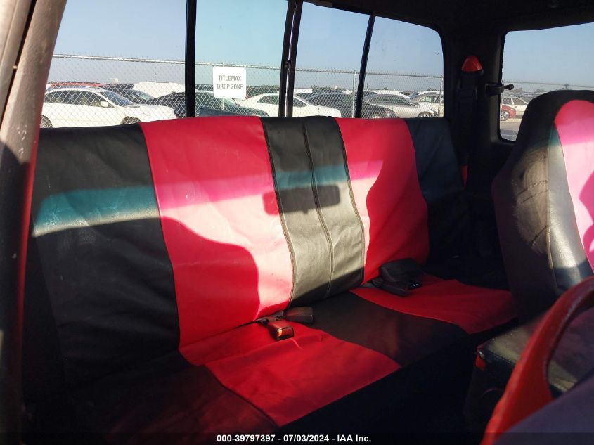 1998 Dodge Ram 1500 St VIN: 3B7HC12Y2WM226954 Lot: 39797397