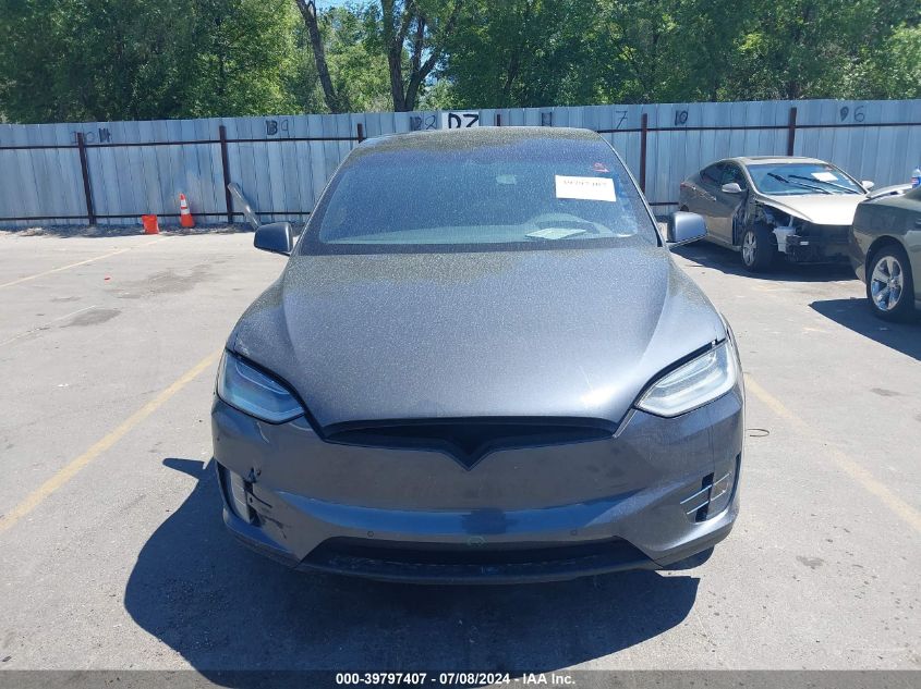 2016 Tesla Model X 60D/70D/75D/90D/P100D VIN: 5YJXCBE29GF008699 Lot: 39797407