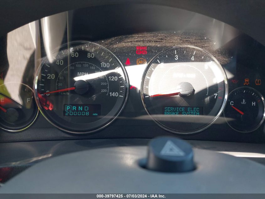 2005 Jeep Grand Cherokee Limited VIN: 1J8HR58235C578734 Lot: 39797425