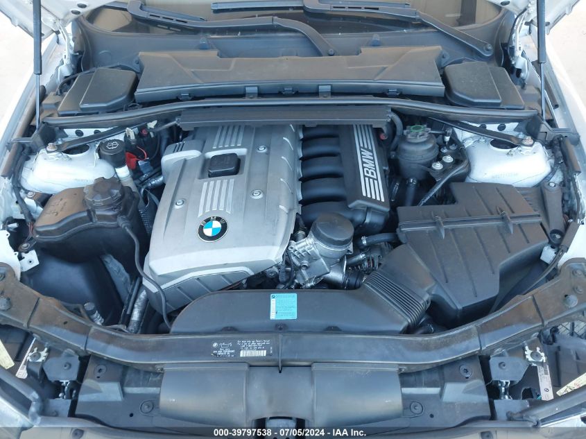 2006 BMW 330I VIN: WBAVB33556KR81459 Lot: 39797538