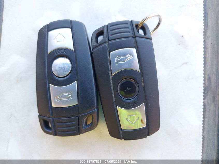 2006 BMW 330I VIN: WBAVB33556KR81459 Lot: 39797538