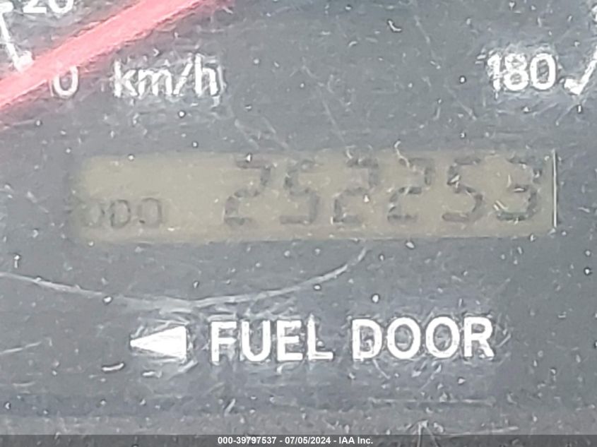 2000 Toyota Sienna Le VIN: 4T3ZF13C1YU295196 Lot: 39797537